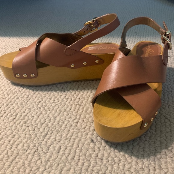 Sam Edelman platforms - Picture 1 of 4